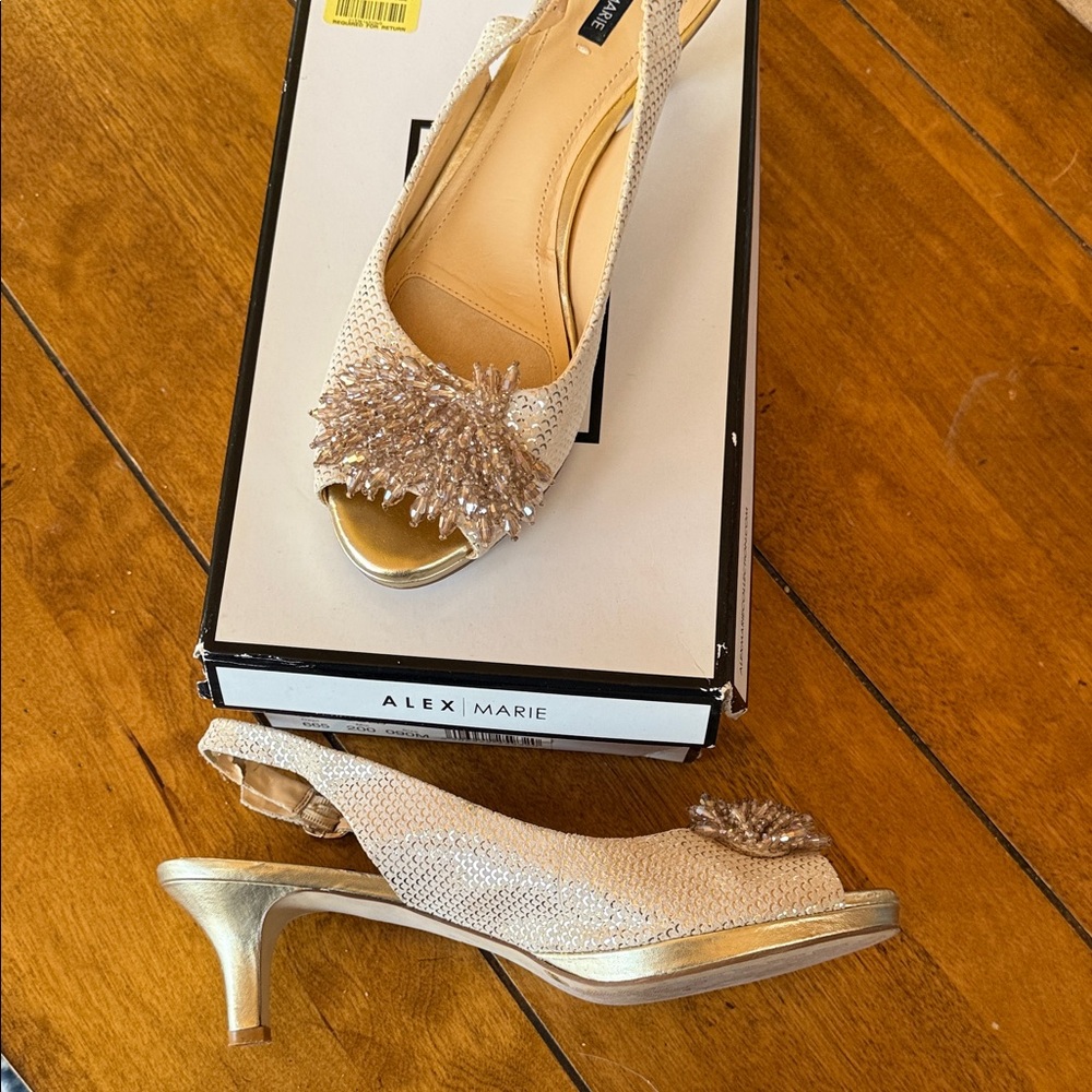 Alex Marie Elegant Gold Slingback Kitten Heels- worn one time